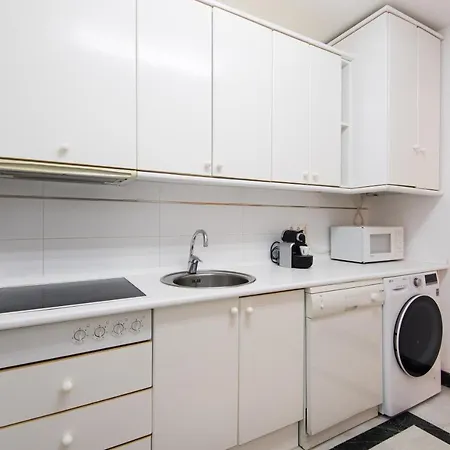 Апартаменты Rentandhomes Beachfront Center