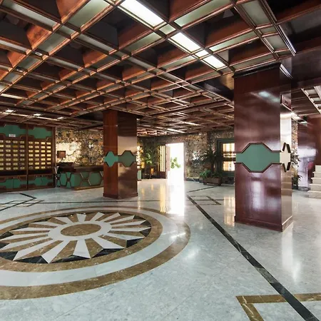 Апартаменты Rentandhomes Beachfront Center Марбелья