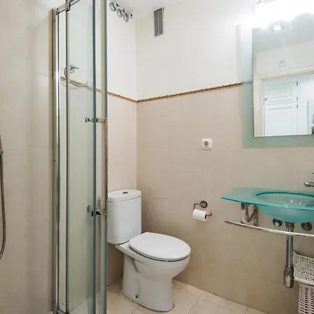 Rentandhomes Beachfront Center Apartamento
