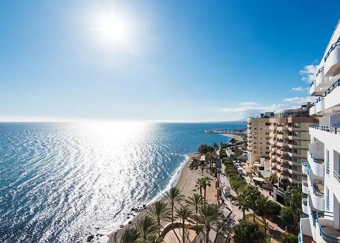 Rentandhomes Beachfront Center 아파트 *